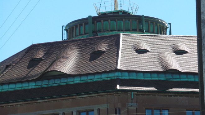 How awesome is this rooftop!? I spotted it in Copenhagen’s city center.