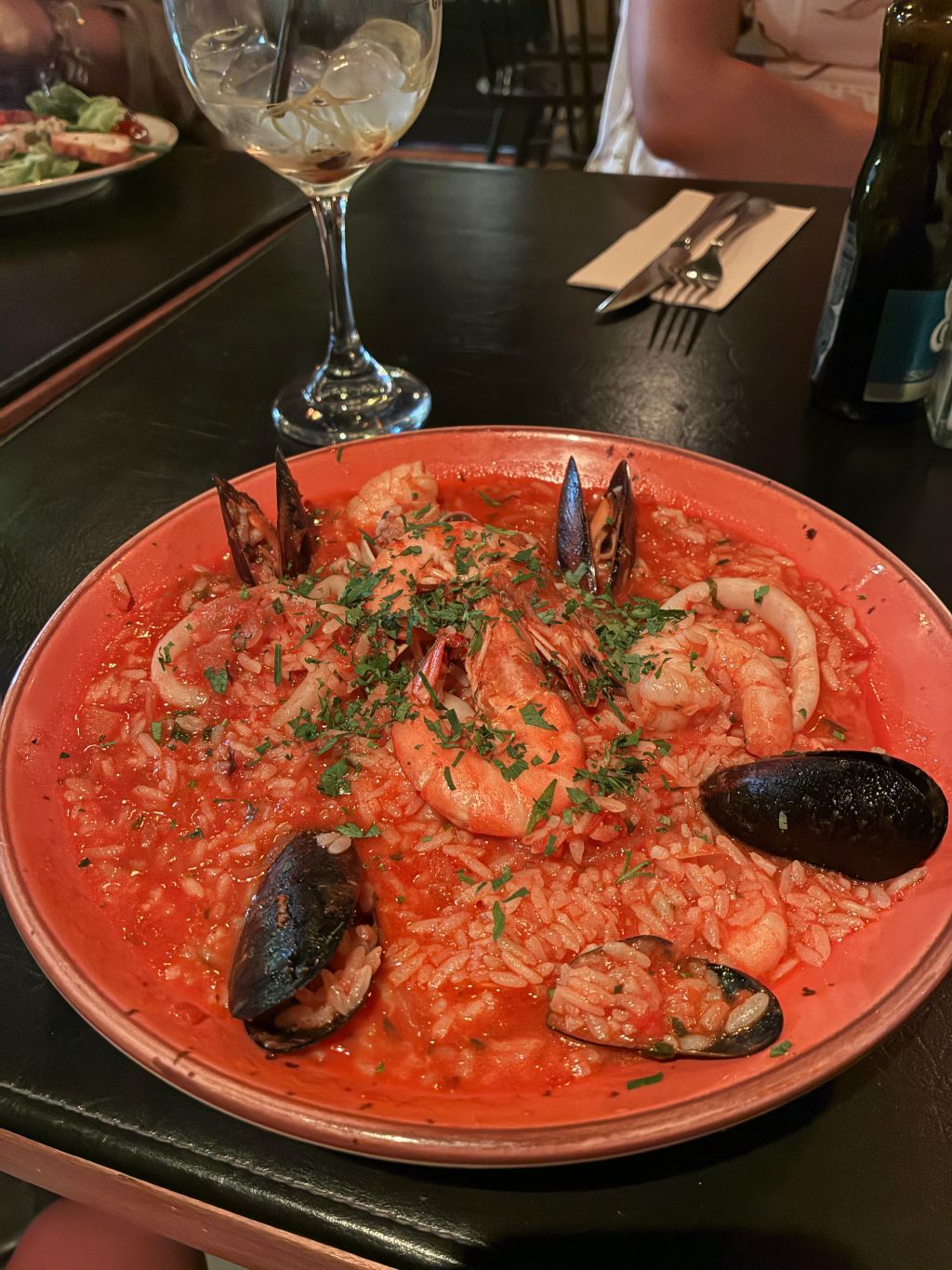 TimeLeft: A Review on “Dinner with Strangers”